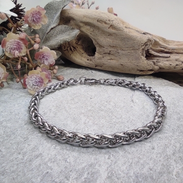 Proplétaný řetízkový náramek