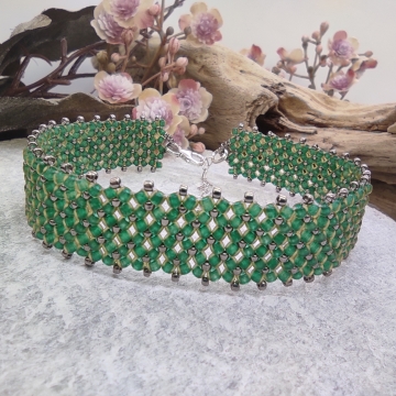 Náramek  zelený smaragd